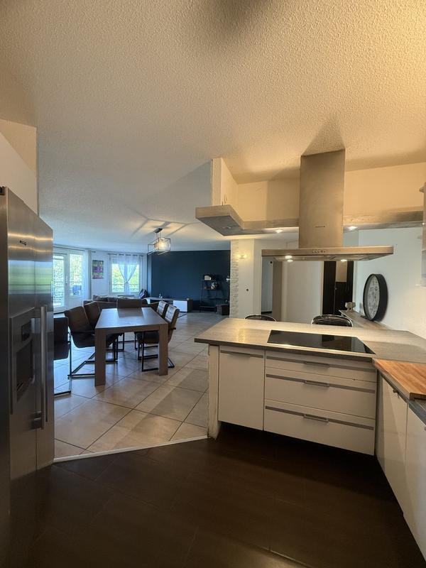 Appartement - 112 m² - 4 pièces