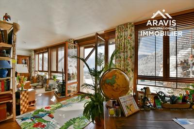 Appartement - 100 m² - 4 pièces