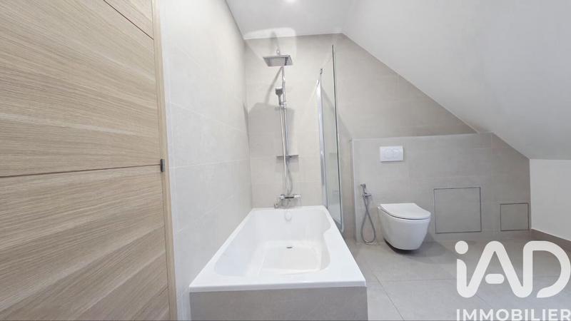 Maison - 153 m² - 7 pièces