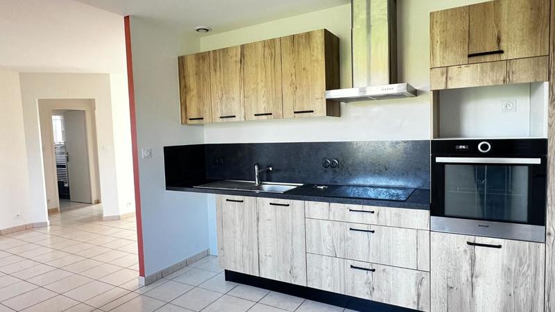 Maison - 75 m² - 4 pièces