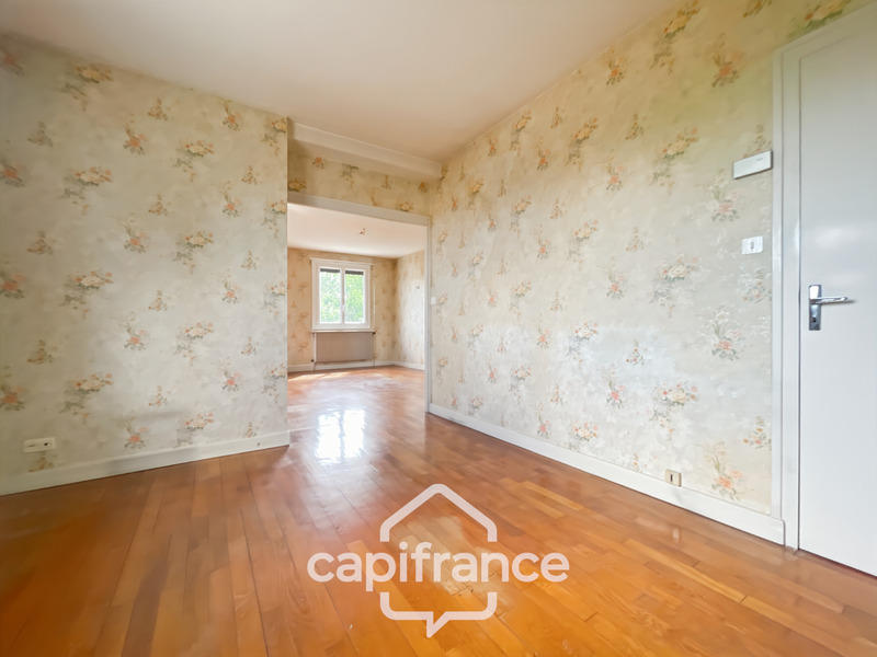 Maison - 95 m² - 5 pièces