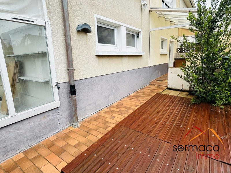 Maison - 150 m² - 8 pièces