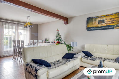 Maison - 200 m² - 6 pièces