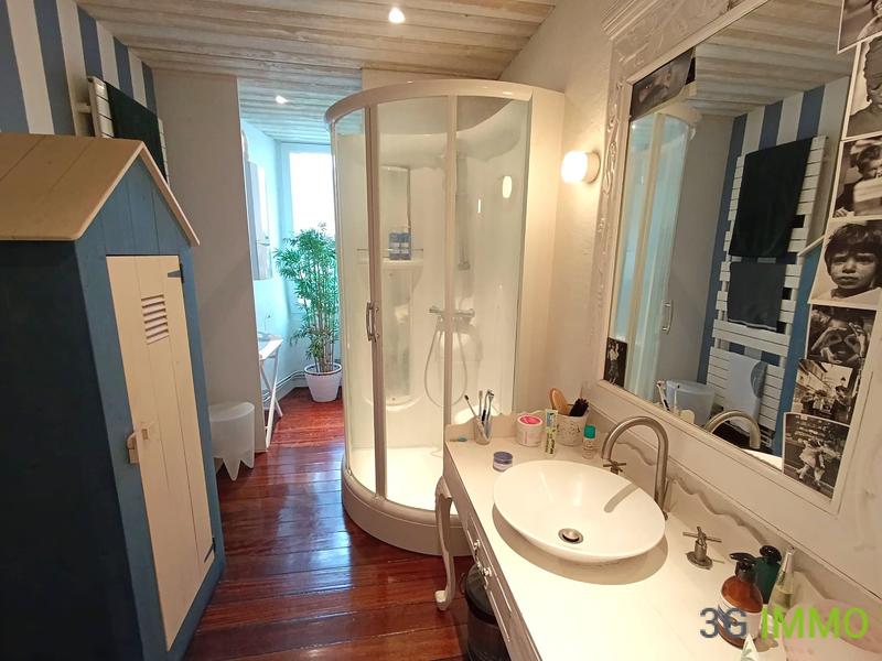 Appartement - 114 m² - 4 pièces