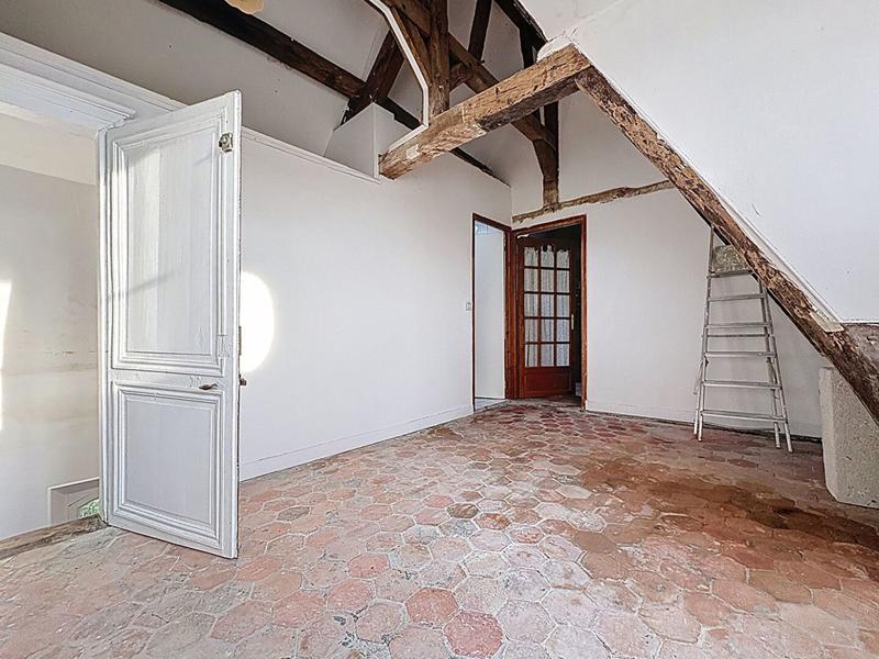 Maison - 352 m² - 15 pièces