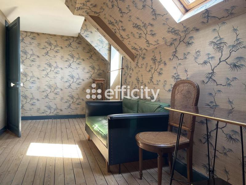 Maison - 169 m² - 7 pièces