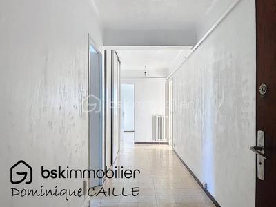 Appartement - 91 m² - 3 pièces
