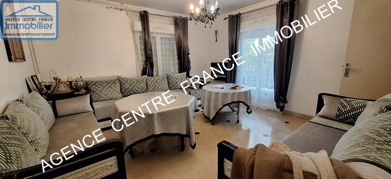 Maison - 310 m² - 8 pièces