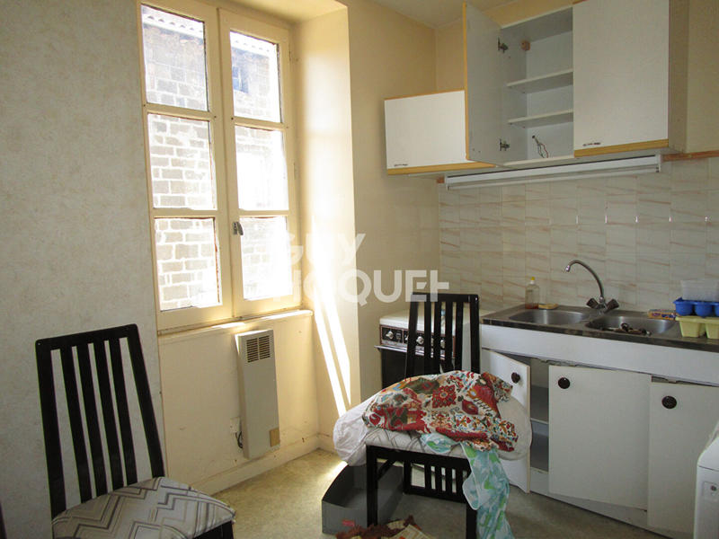 Maison - 200 m² - 9 pièces