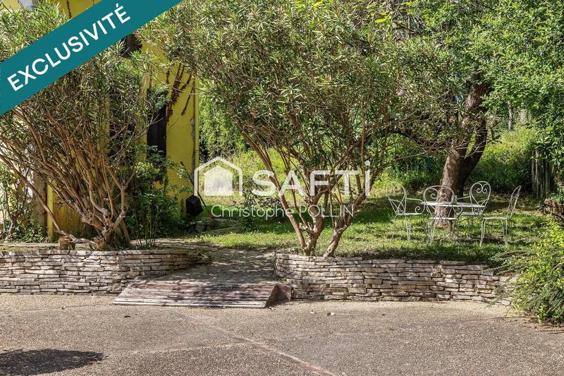 Maison - 225 m² - 6 pièces