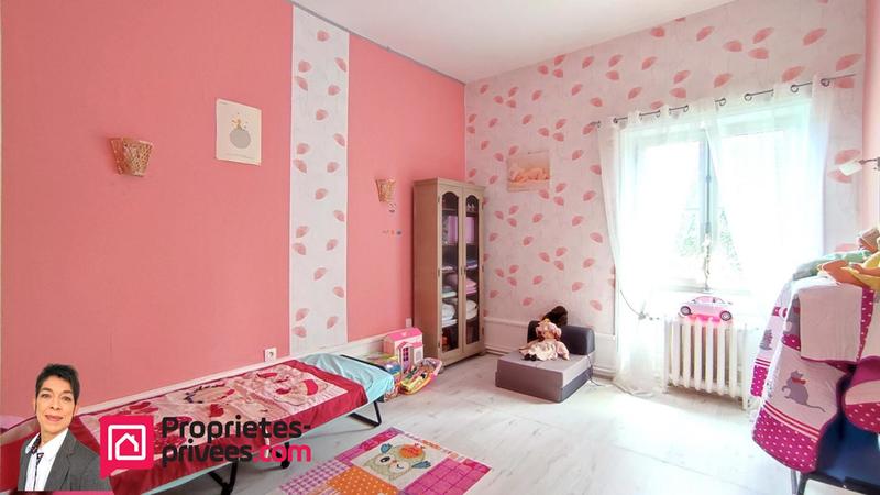 Maison - 200 m² - 10 pièces