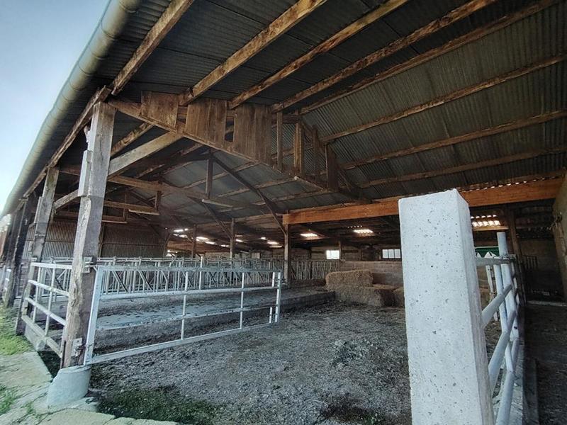 Parking / Garage - 765 m²