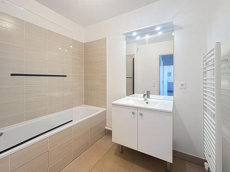 Appartement - 60 m² - 3 pièces