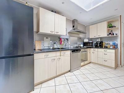 Maison - 111 m² - 4 pièces