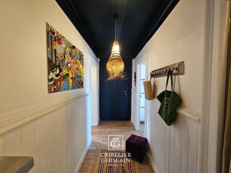 Appartement bourgeois - 190 m² - 7 pièces