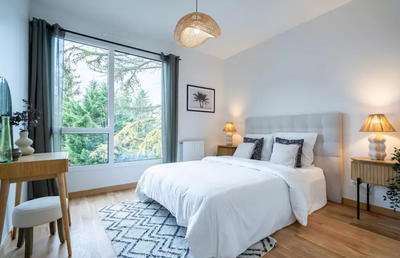 Appartement - 90 m² - 4 pièces