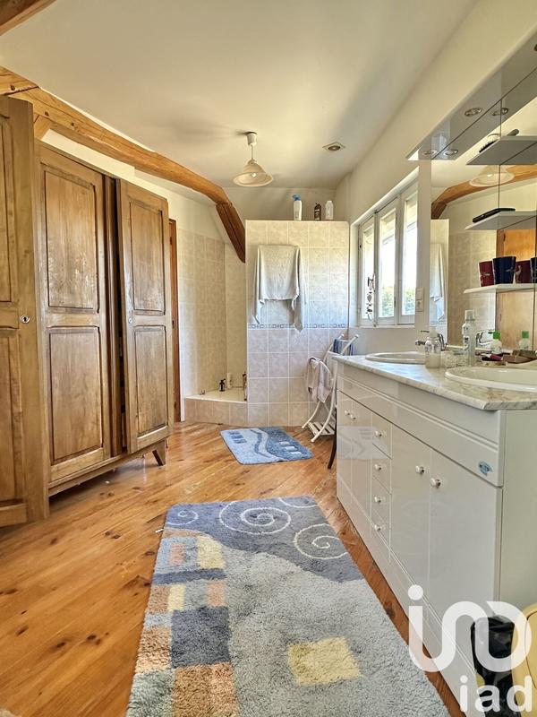 Maison - 167 m² - 7 pièces