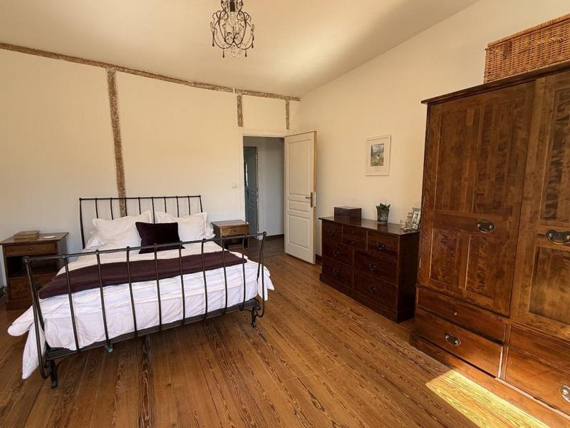 Maison de ville - 180 m² - 8 pièces