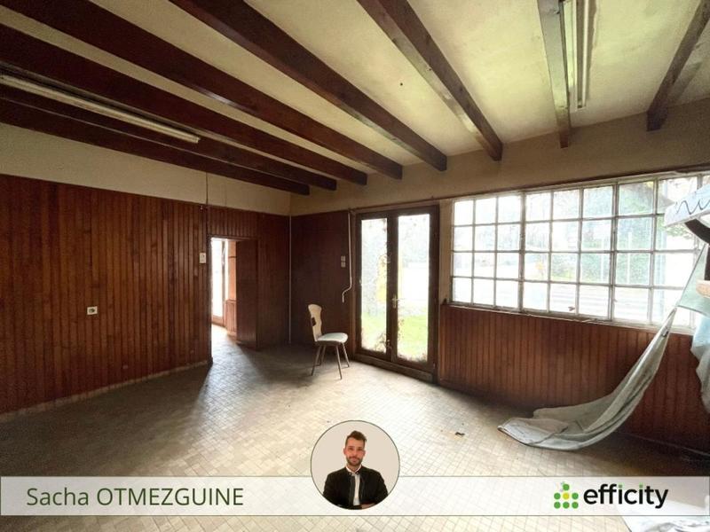 Maison - 270 m² - 15 pièces