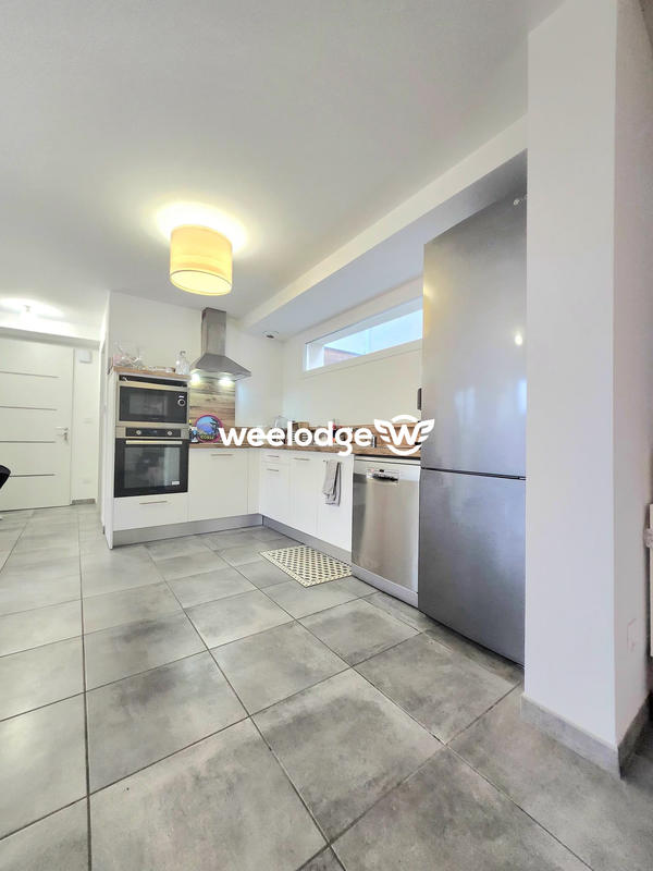 Maison - 94 m² - 4 pièces