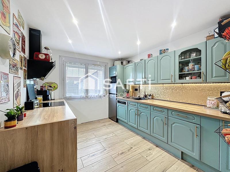 Maison - 97 m² - 5 pièces