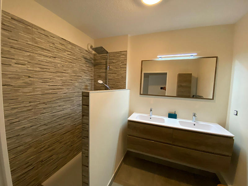 Appartement - 75 m² - 3 pièces