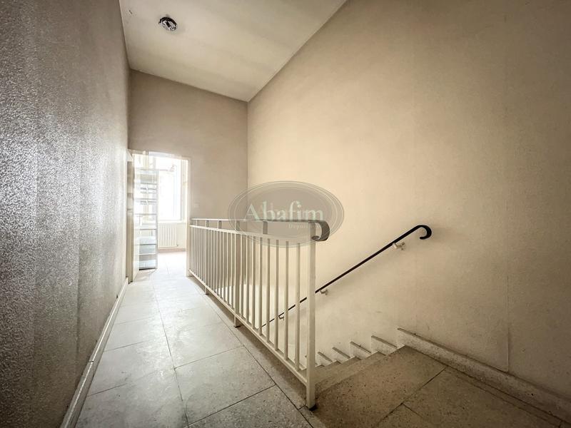 Maison - 237 m² - 6 pièces