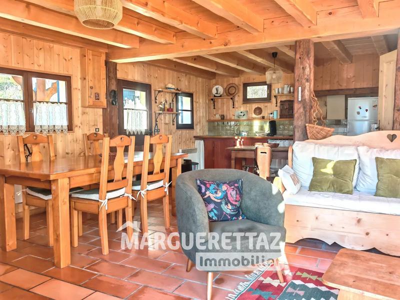 Châlet - 102 m² - 4 pièces