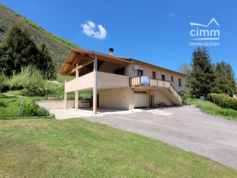 Maison - 111 m² - 5 pièces