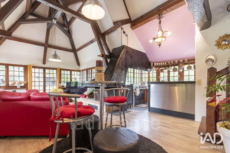 Maison - 235 m² - 5 pièces