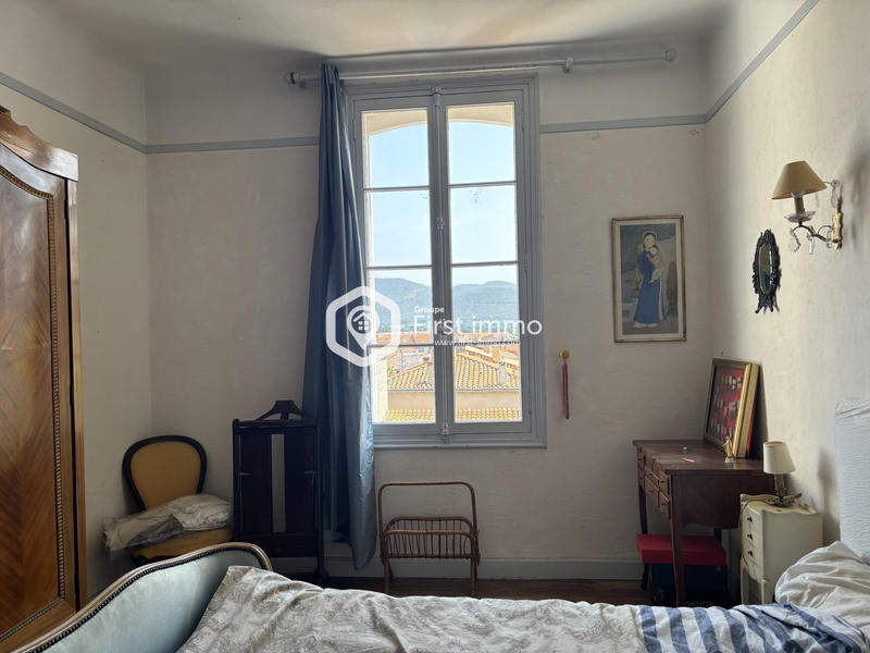 Maison - 328 m² - 10 pièces