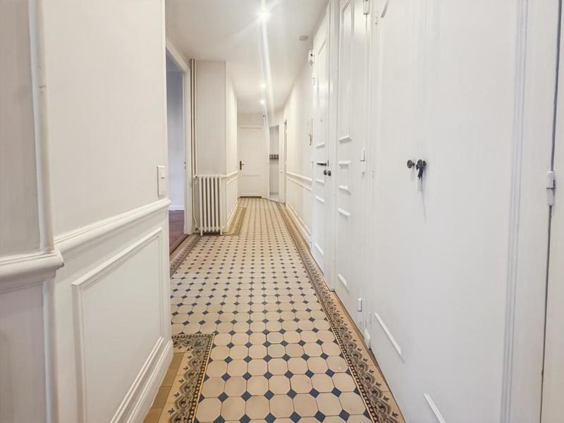 Appartement - 94 m² - 4 pièces