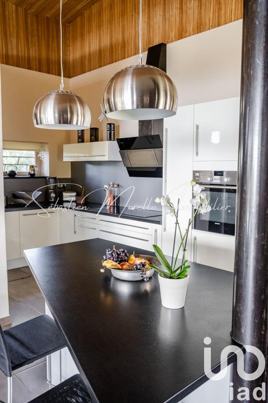 Maison de maîtres - 225 m² - 7 pièces