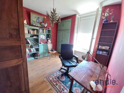 Maison bourgeoise - 224 m² - 8 pièces