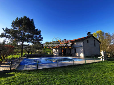 Maison ancienne - 132 m² - 4 pièces