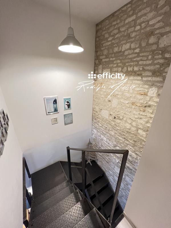 Appartement - 120 m² - 5 pièces