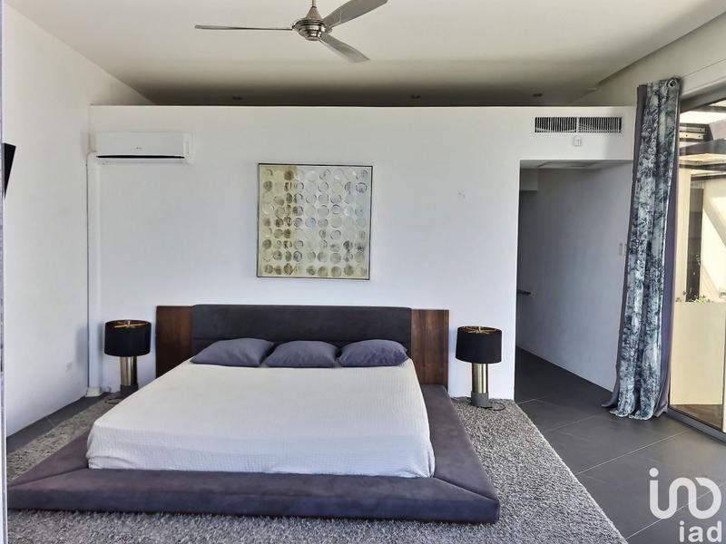 Maison - 200 m² - 5 pièces