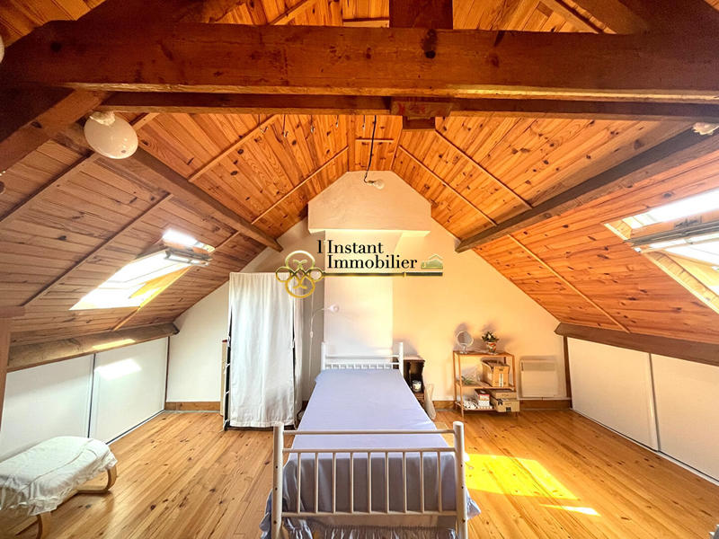 Maison - 94 m² - 5 pièces