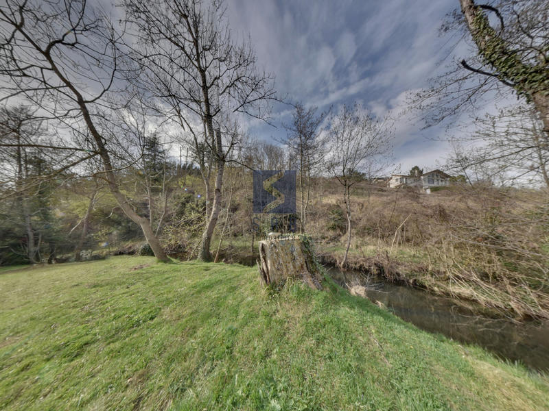 Maison - 133 m² - 8 pièces