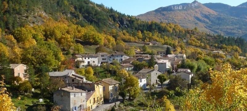 Terrain constructible - 905 m²