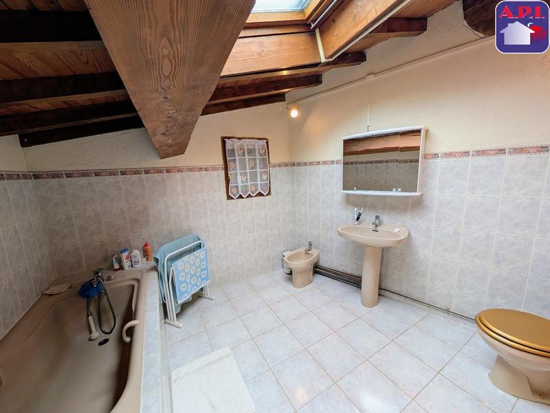 Maison - 171 m² - 6 pièces