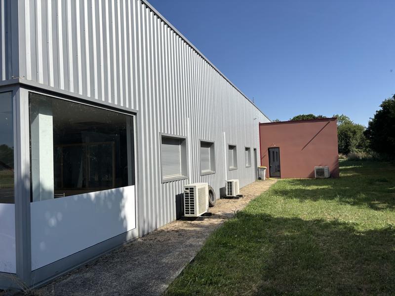 Local d'activités - 1 000 m²
