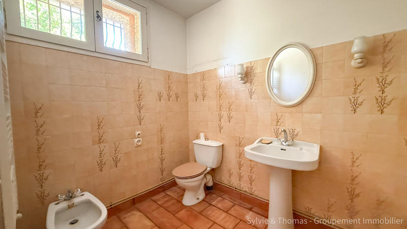 Maison - 200 m² - 6 pièces