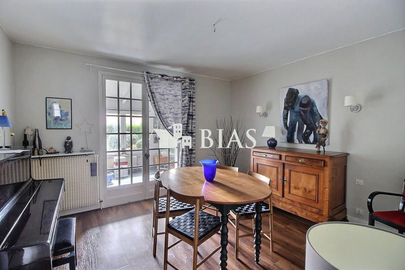 Maison - 159 m² - 6 pièces