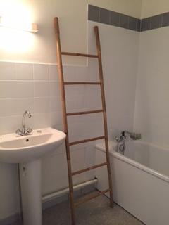 Appartement - 92 m² - 4 pièces