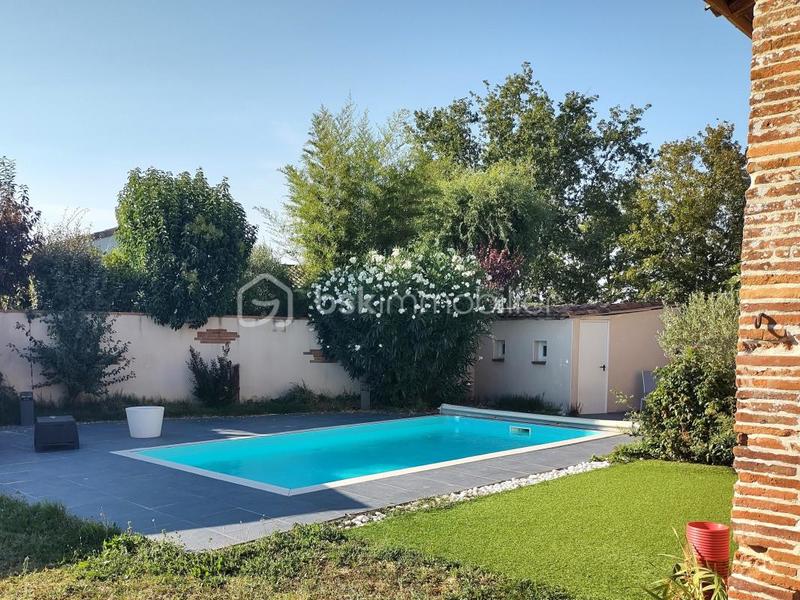 Maison de village - 200 m² - 6 pièces
