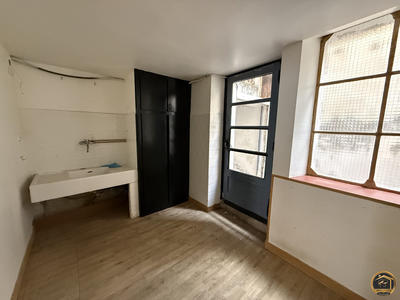 Maison - 90 m² - 3 pièces