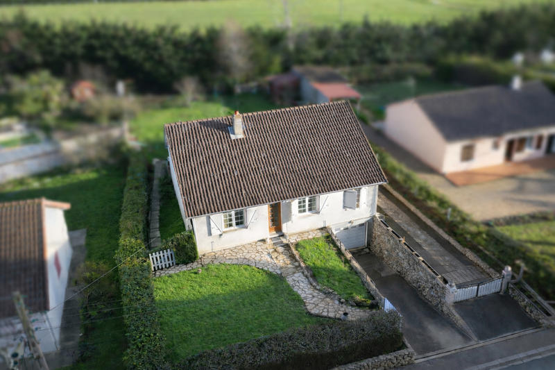 Maison - 95 m² - 4 pièces