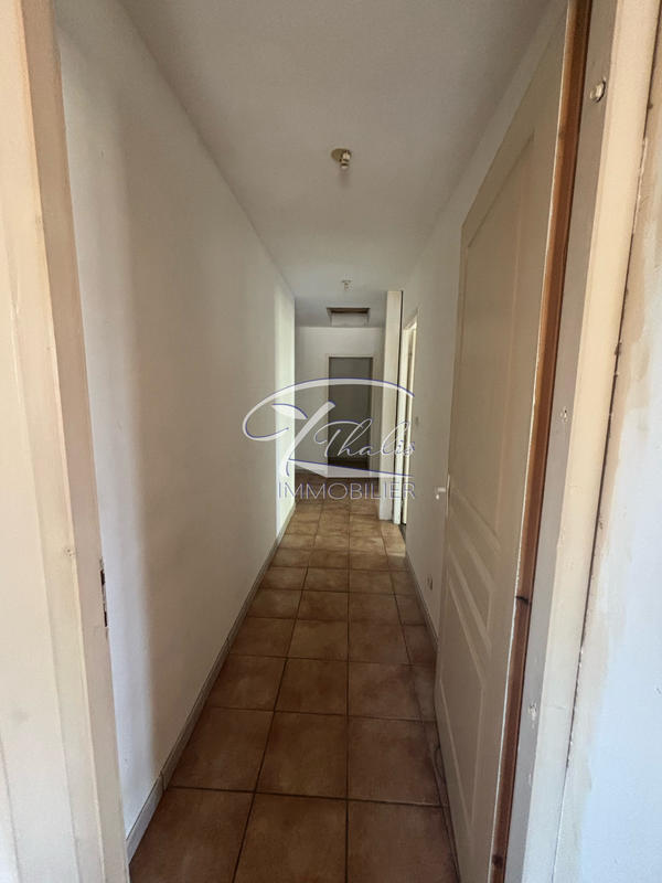 Maison ancienne - 210 m² - 9 pièces