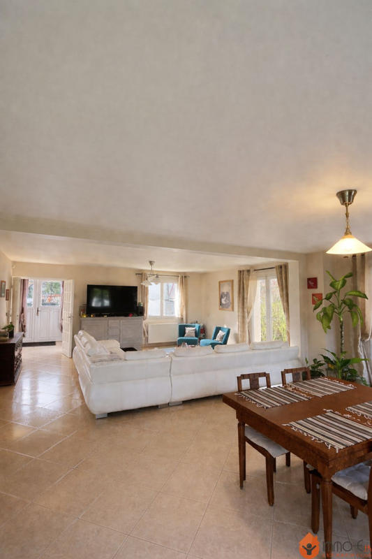 Maison - 170 m² - 6 pièces